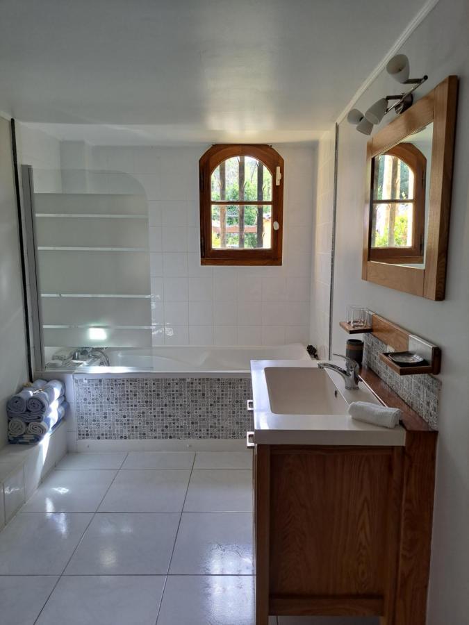 Rez De Jardin Villa Presqu'Ile De Giens Йер Экстерьер фото